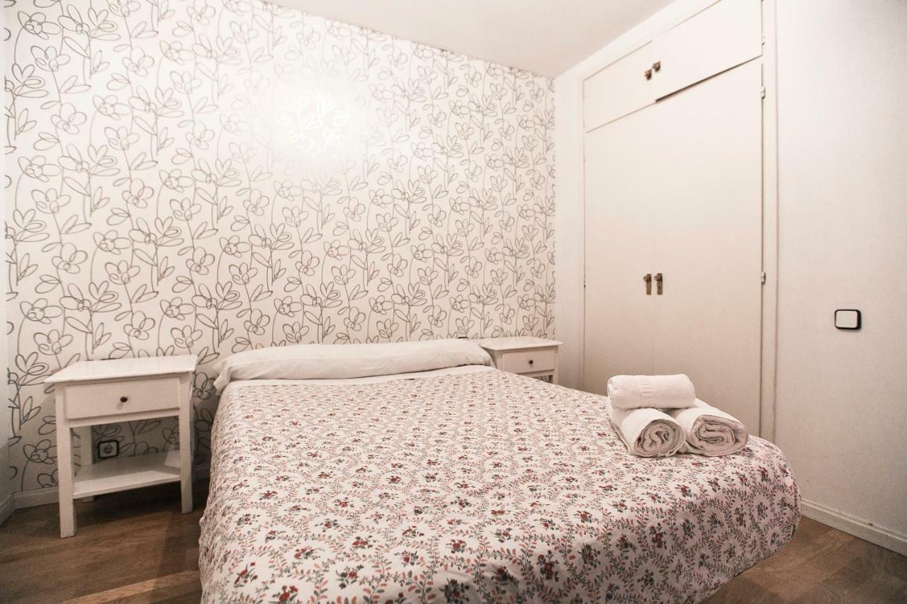 Apartamento San Bernardo Madrid Esterno foto