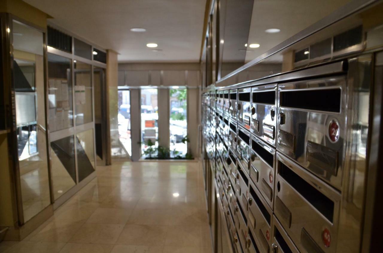 Apartamento San Bernardo Madrid Esterno foto