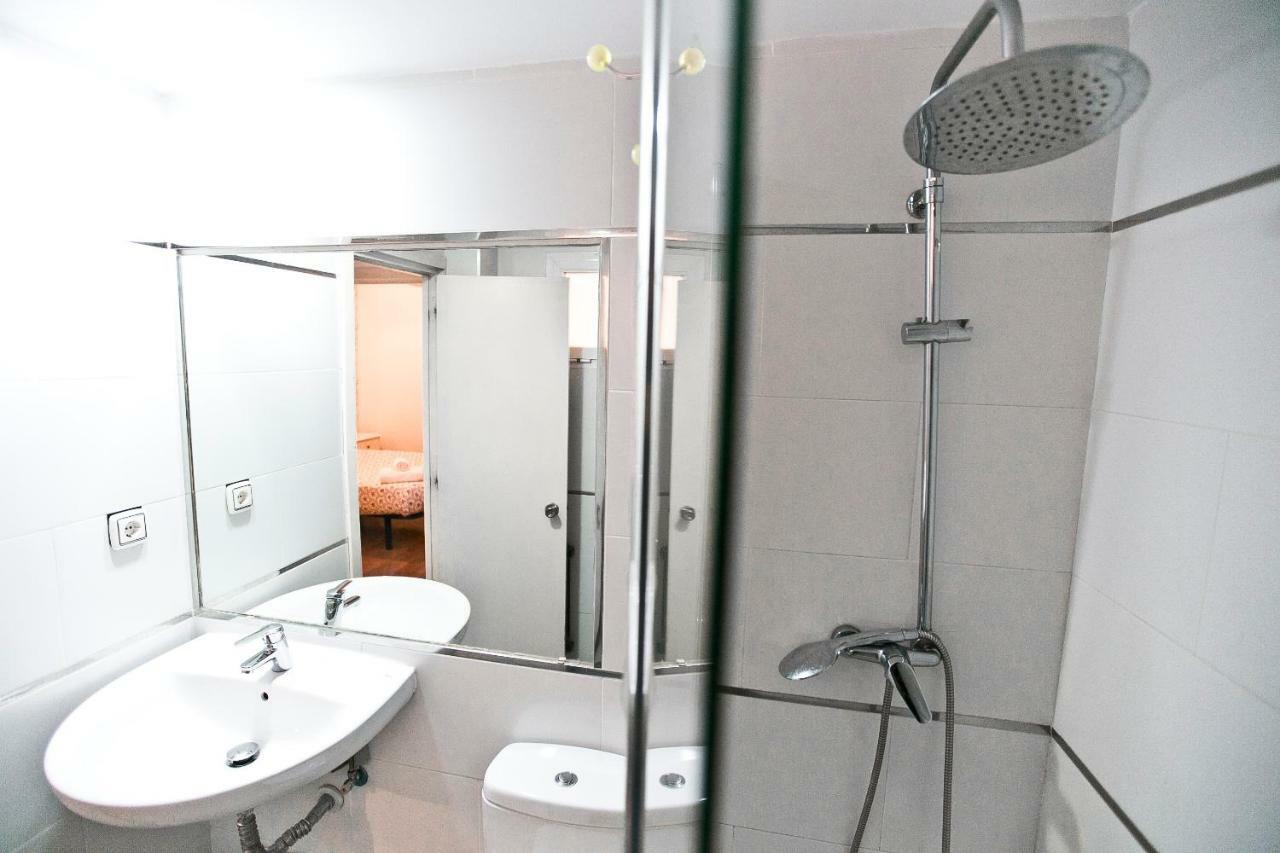 Apartamento San Bernardo Madrid Esterno foto